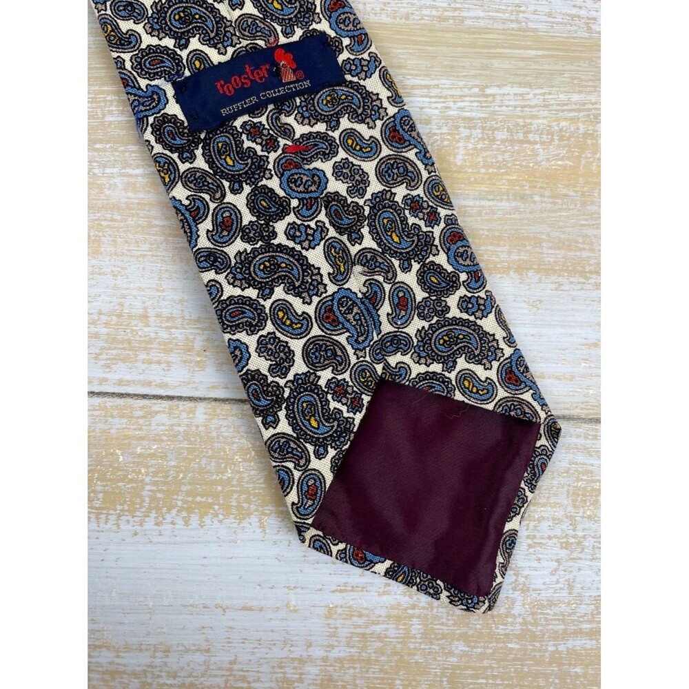 Rooster Ruffler Collection Mens' Tie Paisley Cream, Red, Gold Blue Classic - Picture 5 of 5